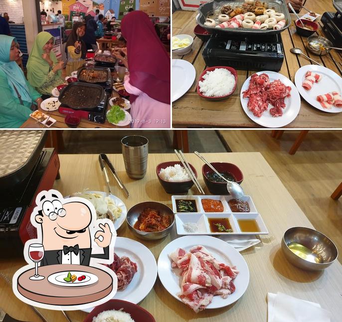 Еда в "Manse Korean Grill Cirebon"