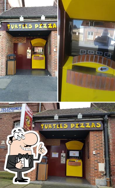 Voir cette photo de Turtle Pizzas