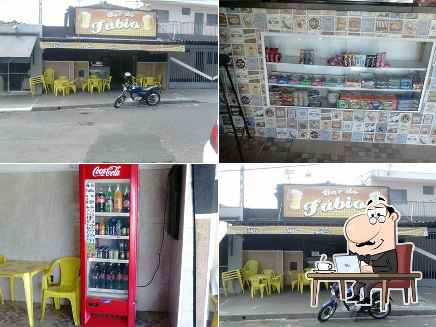 O interior do Mercearia e Bar do Fábio