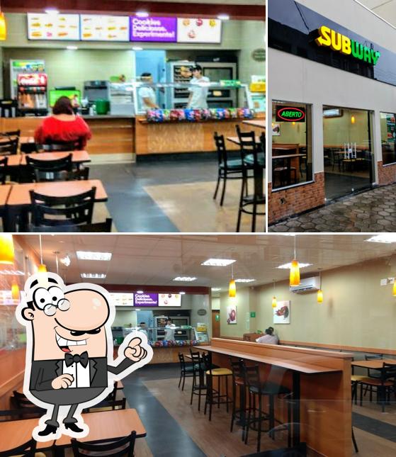 O interior do Subway