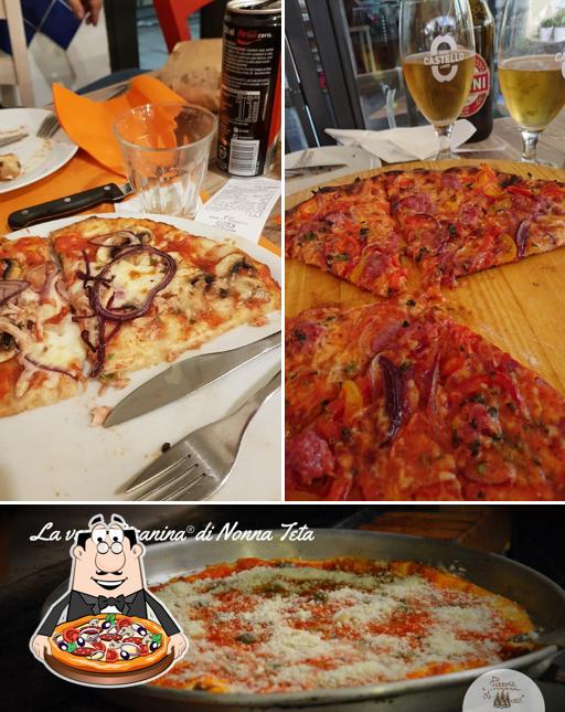 Get pizza at Pizzeria Le Mura