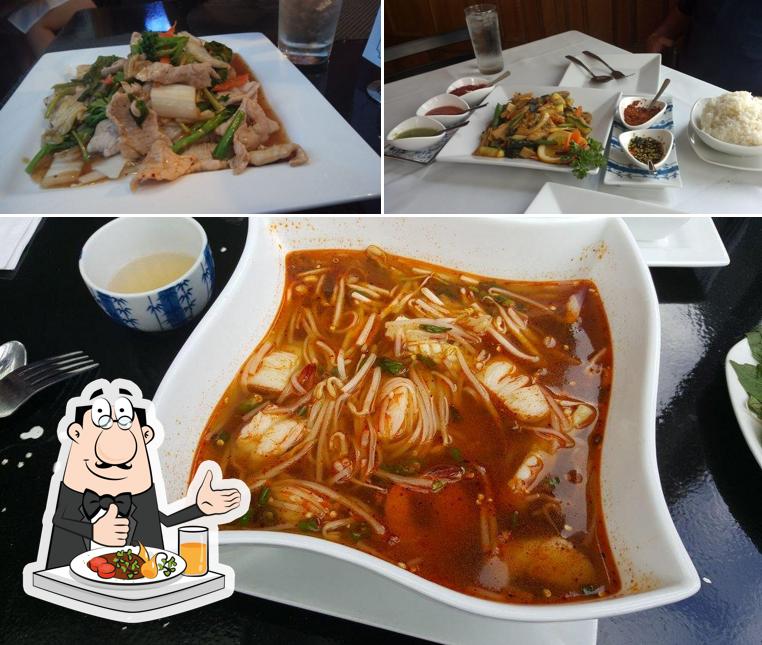 Meals at Taste of Siam