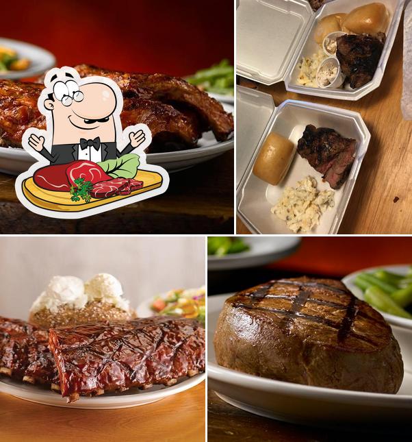 Get meat meals at Texas Roadhouse