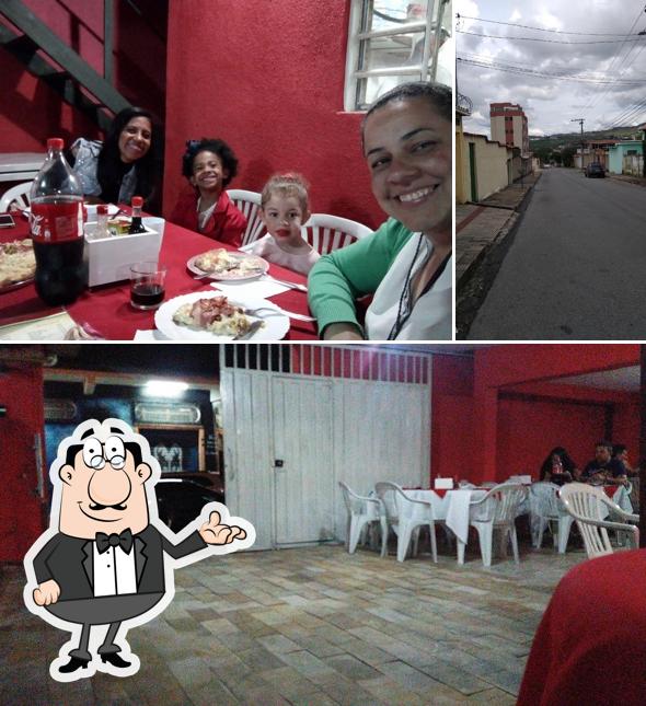 O Pizzaria Vidigal se destaca pelo interior e exterior