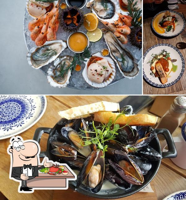 Закажите блюда с морепродуктами в "Fish Bone"