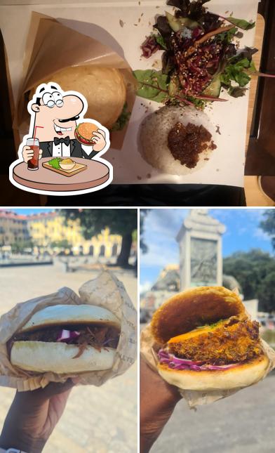 Prenez un hamburger à Panoï Bao