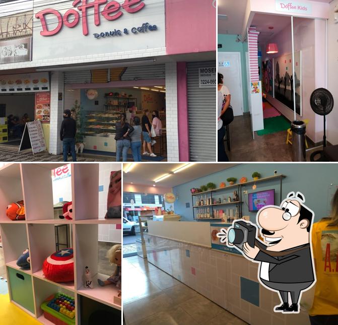 Look at the photo of Dóffee Donuts & Coffee - Portão