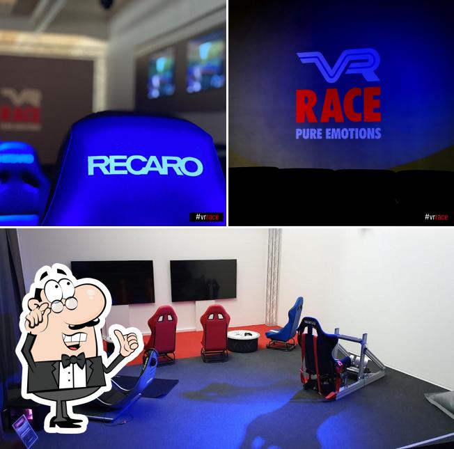 Gli interni di VR-Race - Sim Racing Team Event Center