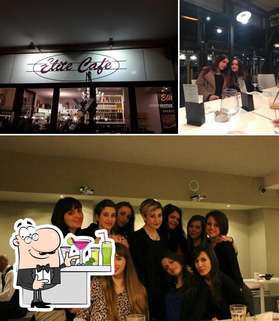 Look at the photo of Elite Cafè