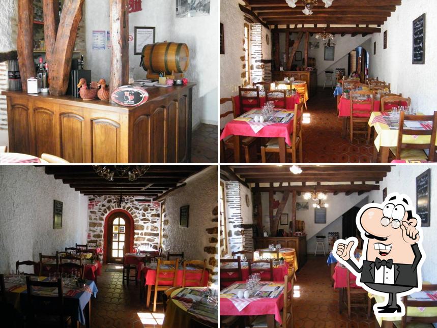 L'intérieur de Restaurant Aux Petits Oignons