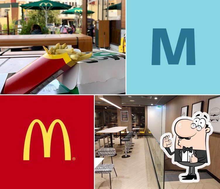 Здесь можно посмотреть фотографию ресторана "McDonald's"