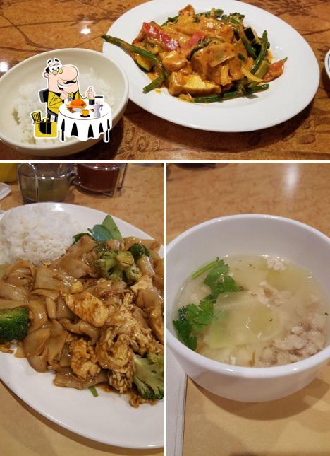 Еда в "Pattaya Thai Restaurant"