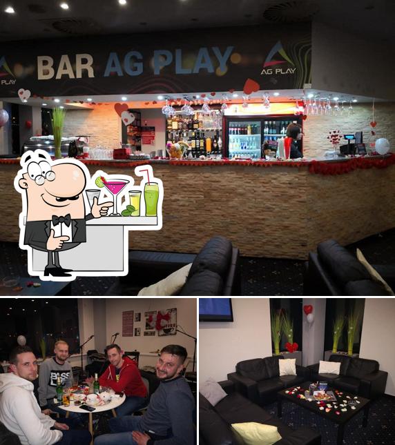 Estas son las fotografías que hay de barra de bar y interior en BAR AG PLAY