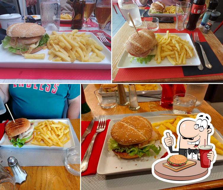 Commandez un hamburger à Restaurant À La Bonne Franquette Biarritz