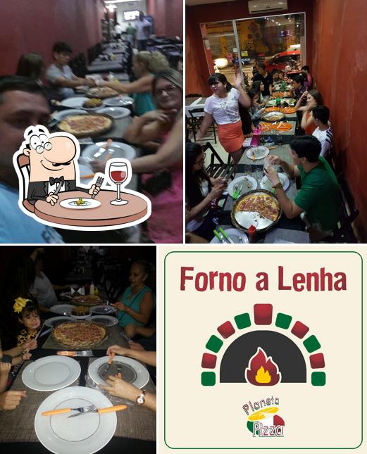 Comida em Planeta Pizza