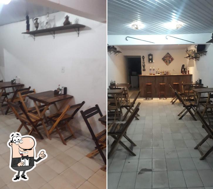 O interior do Frigideira Petisqueria