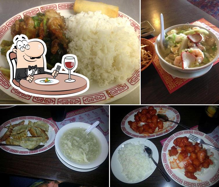 Еда в "Kam Lun Chinese Restaurant"
