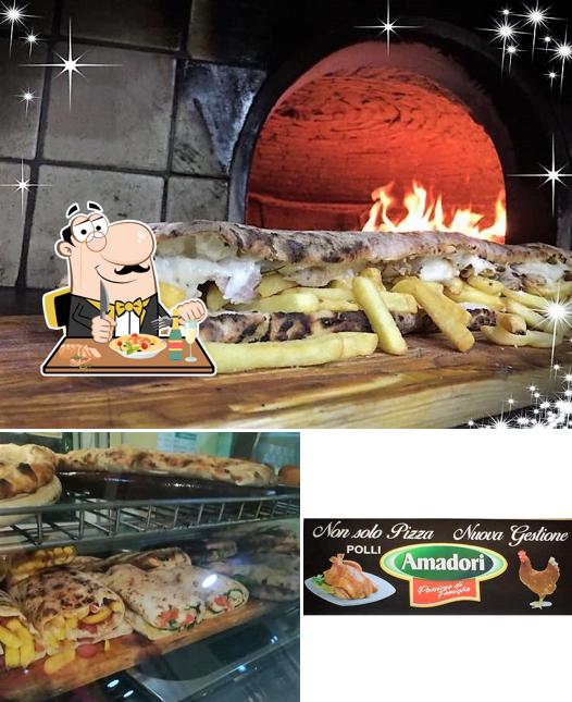 Guarda la foto che mostra la cibo e interni di Non Solo Pizza