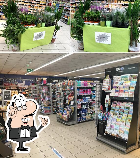 Découvrez l'intérieur de Carrefour Contact