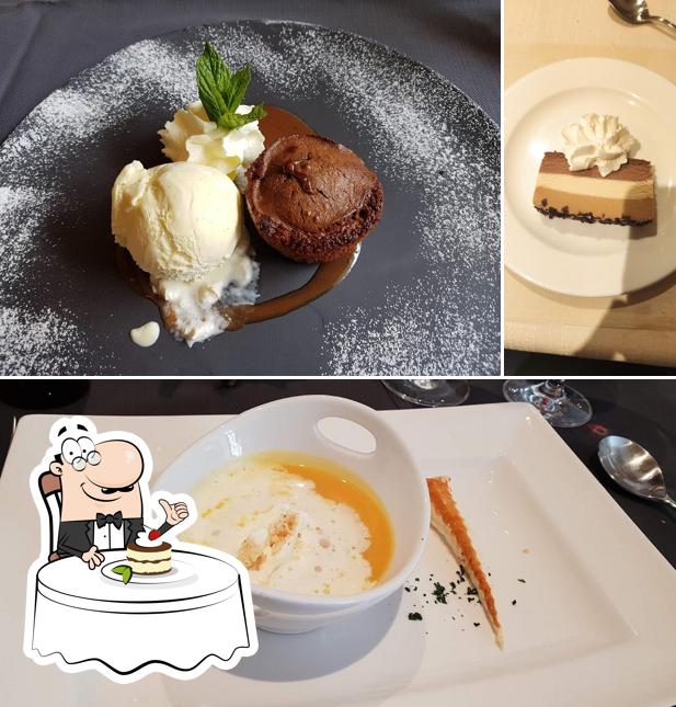 Hotel Restaurant Bergfreund bietet eine Auswahl von Desserts 