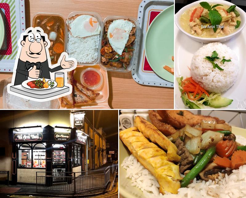 Comida en Toi Aroi Thai - Cafe & Takeaway