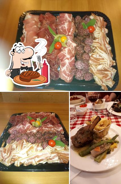 Prenditi i un pasto a base di carne a L'Auberge de L'Ours Vers L'Eglise