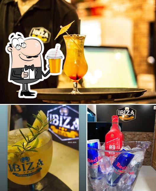 Desfrute de um drinque no Ibiza Choperia e Petiscaria