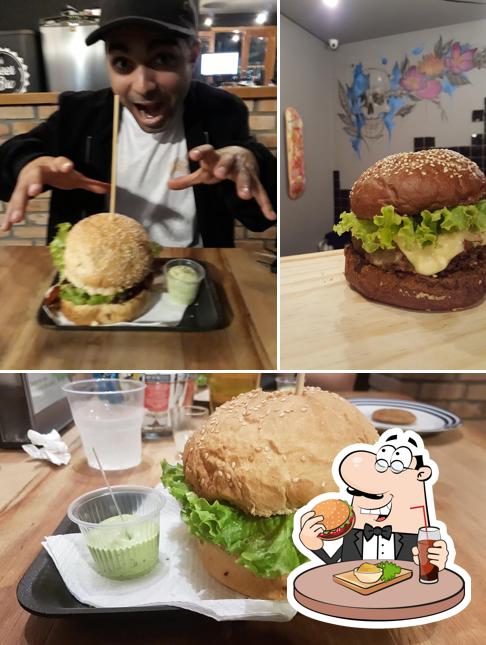 Hambúrguer em Black Burger Itajai