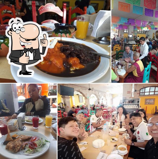 Mire esta imagen de Restaurante Casa Taxco Av. Zapata
