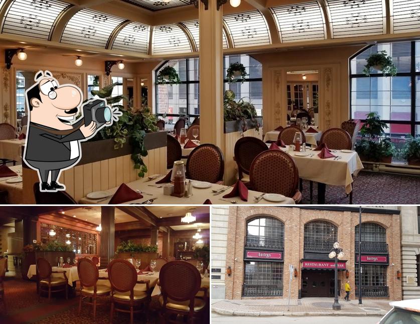 Regarder cette photo de Bailey's Restaurant