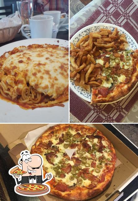 Commandez des pizzas à Pizzeria Napoli Plus Inc