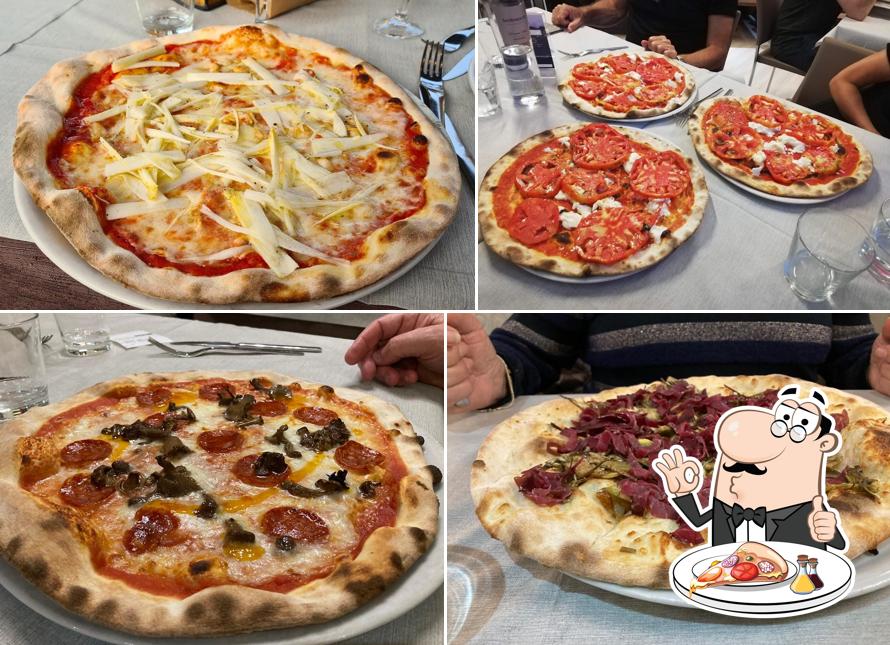 Scegli tra le molte varianti di pizza