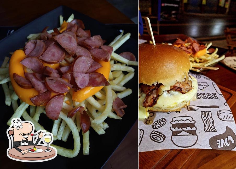 Comida em Mr. Paul Burgers (Miguel Pereira)