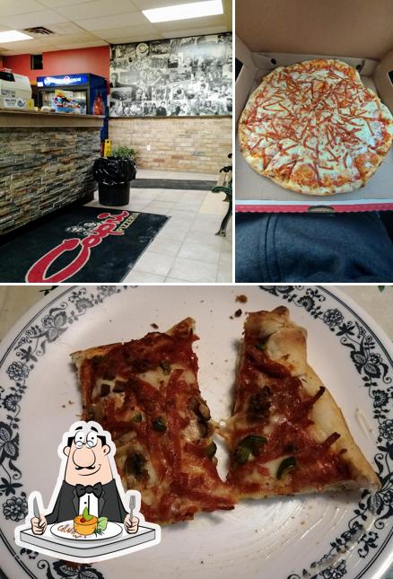 Among different things one can find food and interior at Capri Pizzeria