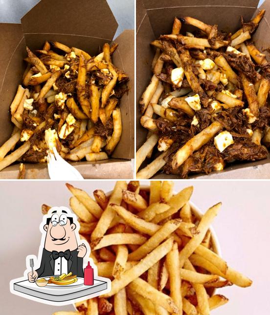 Dégustez des pommes frites à New York Fries Oshawa Centre