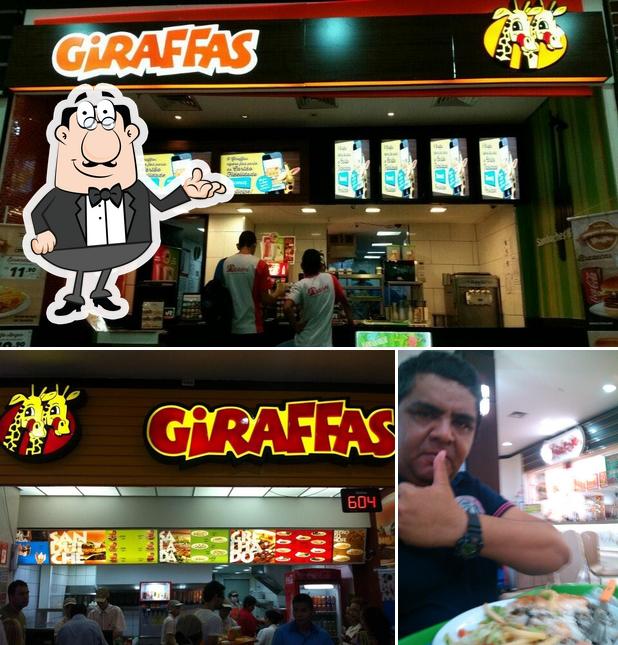 O interior do Giraffas