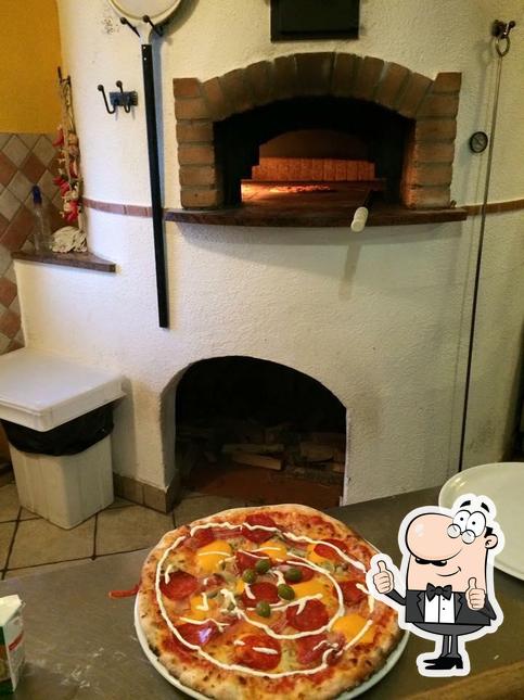 Guarda questa foto di Pizzeria "Zala"
