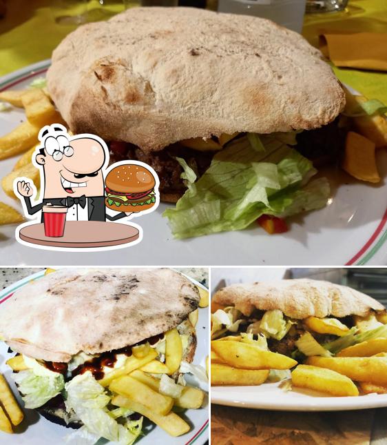 Ordina un hamburger a Otra vez pizzeria