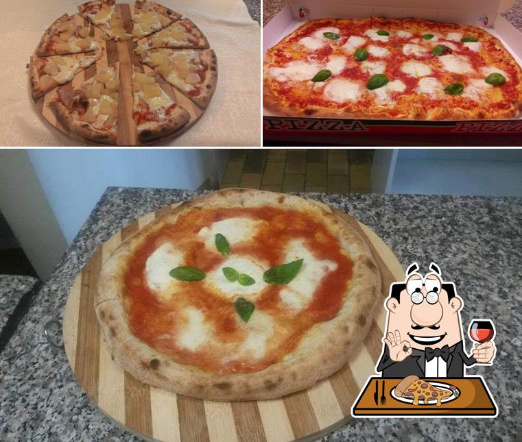 A I SAPORI DEL SUD, puoi ordinare una bella pizza