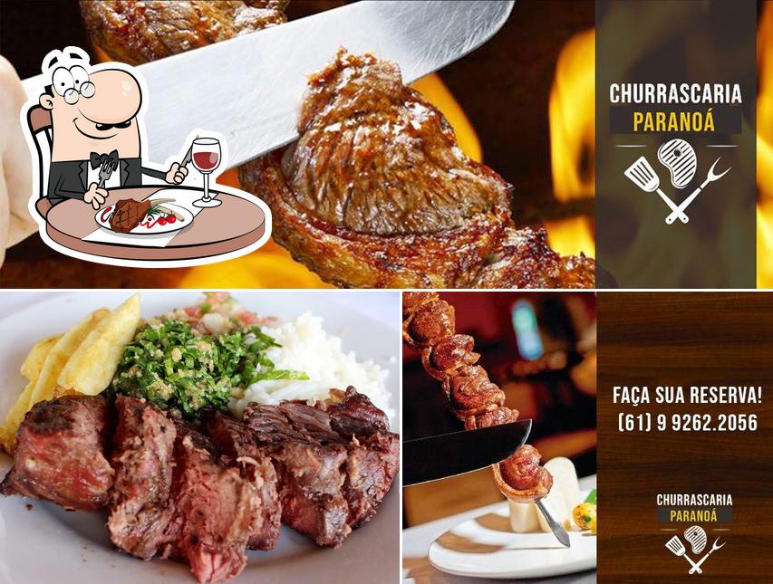 Escolha refeições de carne no Churrascaria Paranoá