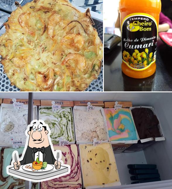 A imagem da comida e álcool a Fugitas Pastelaria e Yakisoba