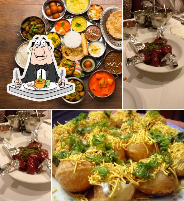 Еда в "Taste of Gujarat"