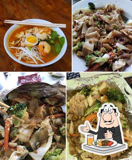 Meals at Thai Noodle Express