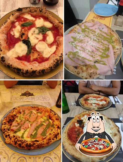 A Pizzeria 6 spicchi, vous pouvez commander des pizzas