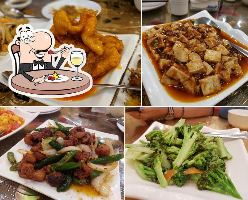Meals at Dong Bei Yi Jia Ren