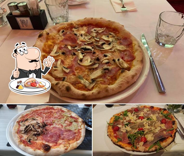 Pick pizza at Porto Vino