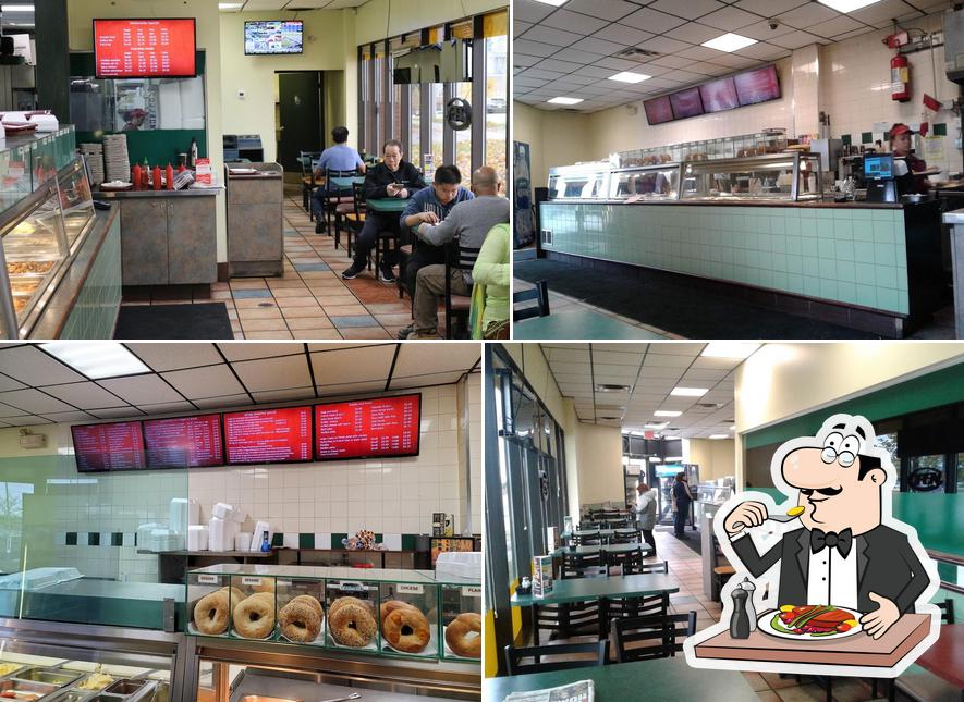 La photo de la nourriture et intérieur concernant Timmy's Bagel & Coffee