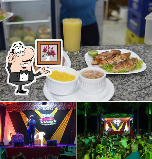 A ilustração da interior e comida a Show de Humor Arena do humor em Fortaleza