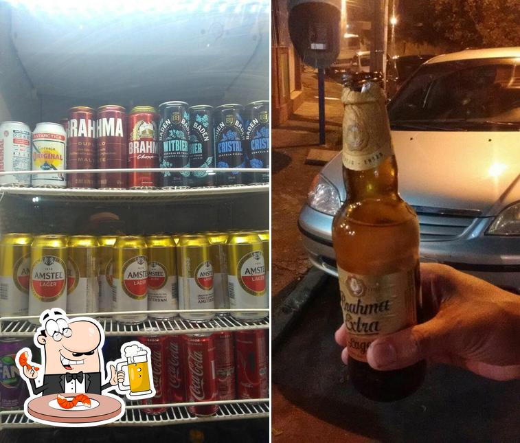 Você pode tomar uma tulipa de cerveja leve ou escura