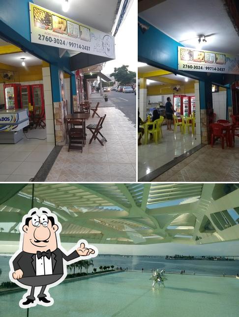 Dê uma olhada a imagem apresentando interior e exterior no Ponto do Pastel